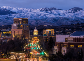 Idaho: The Complete 2026 Guide to Moving, Working, and Visiting the Gem State Idaho